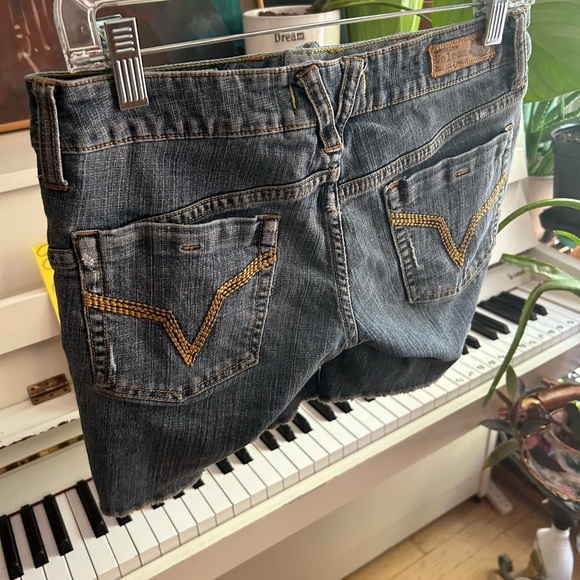 Volcom Blue Jean Shorts with Distressed Hem size 1 - Picture 9 of 16
